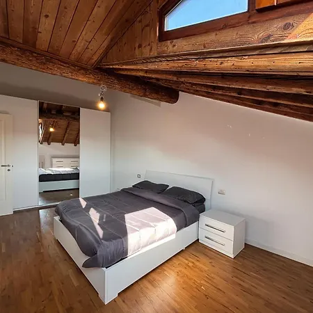 Loft Mansardato Sullo Skyline Di * Μπέργκαμο