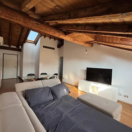 Διαμέρισμα Loft Mansardato Sullo Skyline Di *